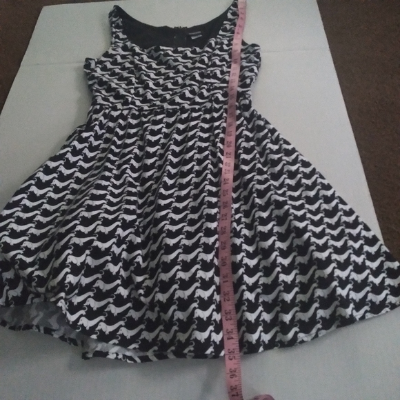 Motcloth Retrolicious Retrilicios Dress SZ M dachshunds Dogs Print Black Used - Picture 9 of 14